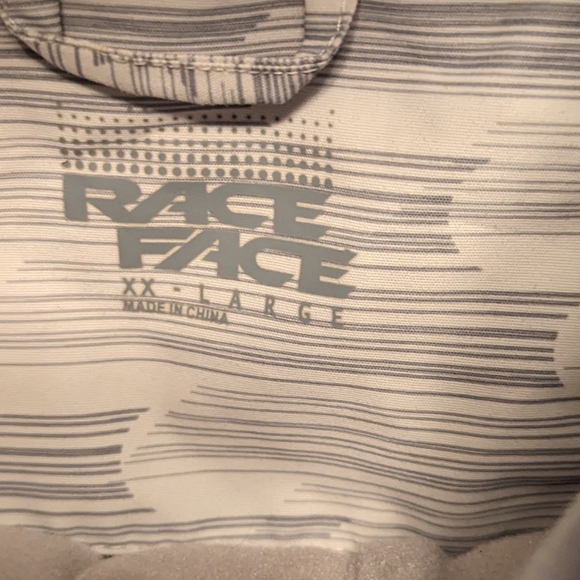 RACE FACE SHELL SZ XXL - Picture 5 of 6